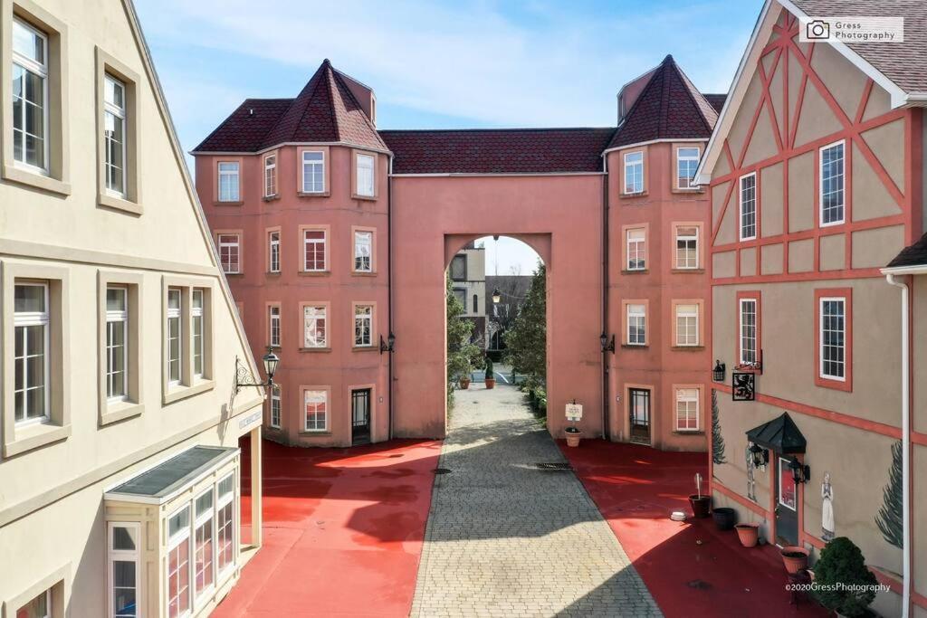 Gasthof Fretz -your Bavarian Hideaway! *
